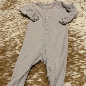 L’oved Baby footed button up